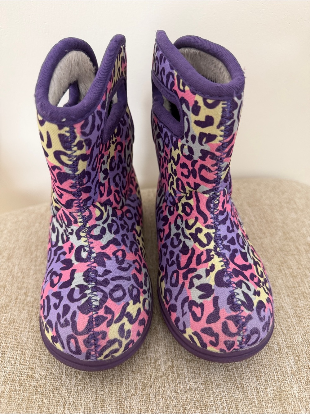 Bogs Kids Multi-Color Leopard Print Pull-On Boots With Lined Interior Toddler 8 - Picture 4 of 7
